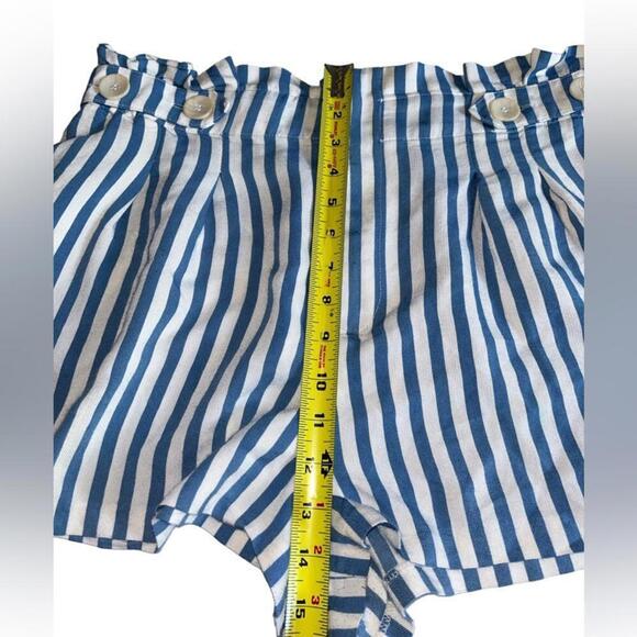 Zara l Striped Pleated Shorts XL - Picture 6 of 10